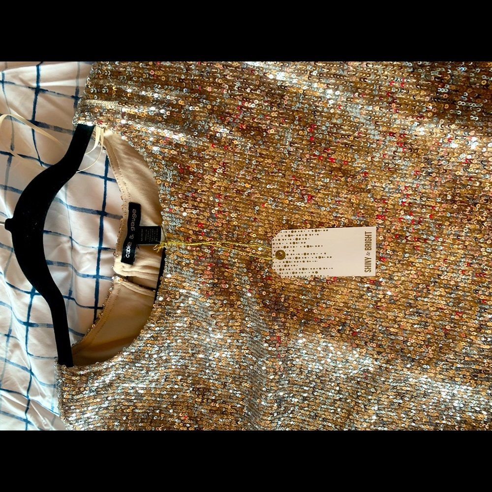 Gold sequence top